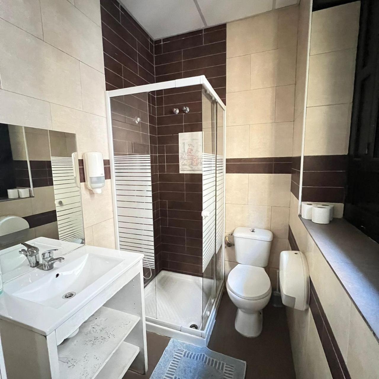 Hostal Milan Alicante Zewnętrze zdjęcie