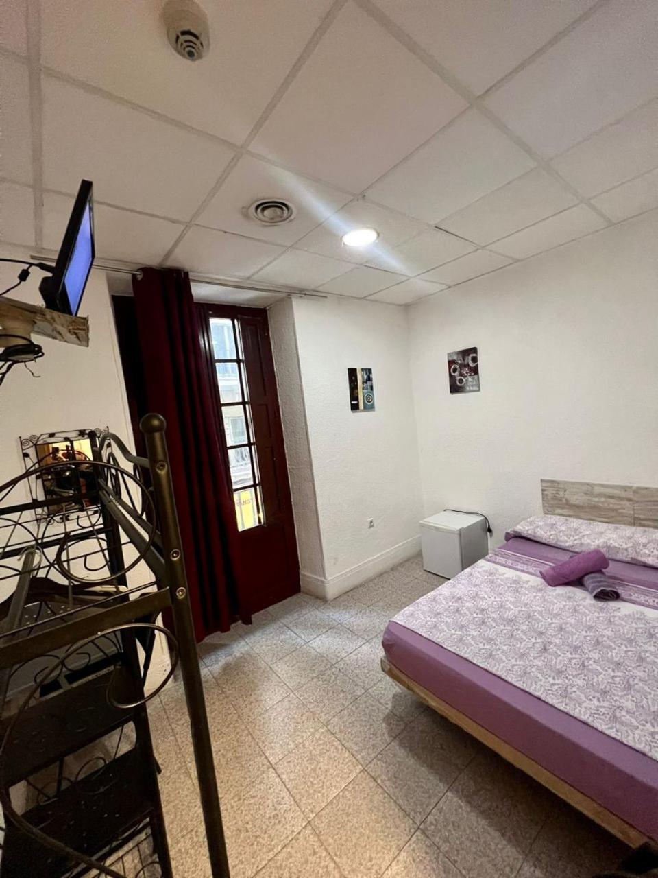 Hostal Milan Alicante Zewnętrze zdjęcie